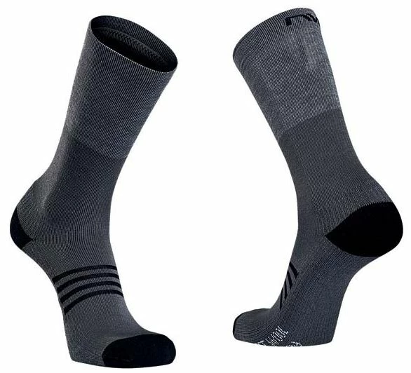 Northwave Extreme Pro High Black Socken 3 Northwave Extreme Pro High Black Socken